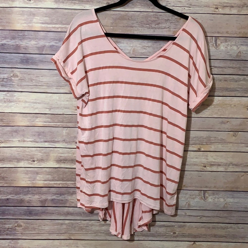 ⭐️ Pure Good hi low pink oversized striped tee stretchy rayon blend small